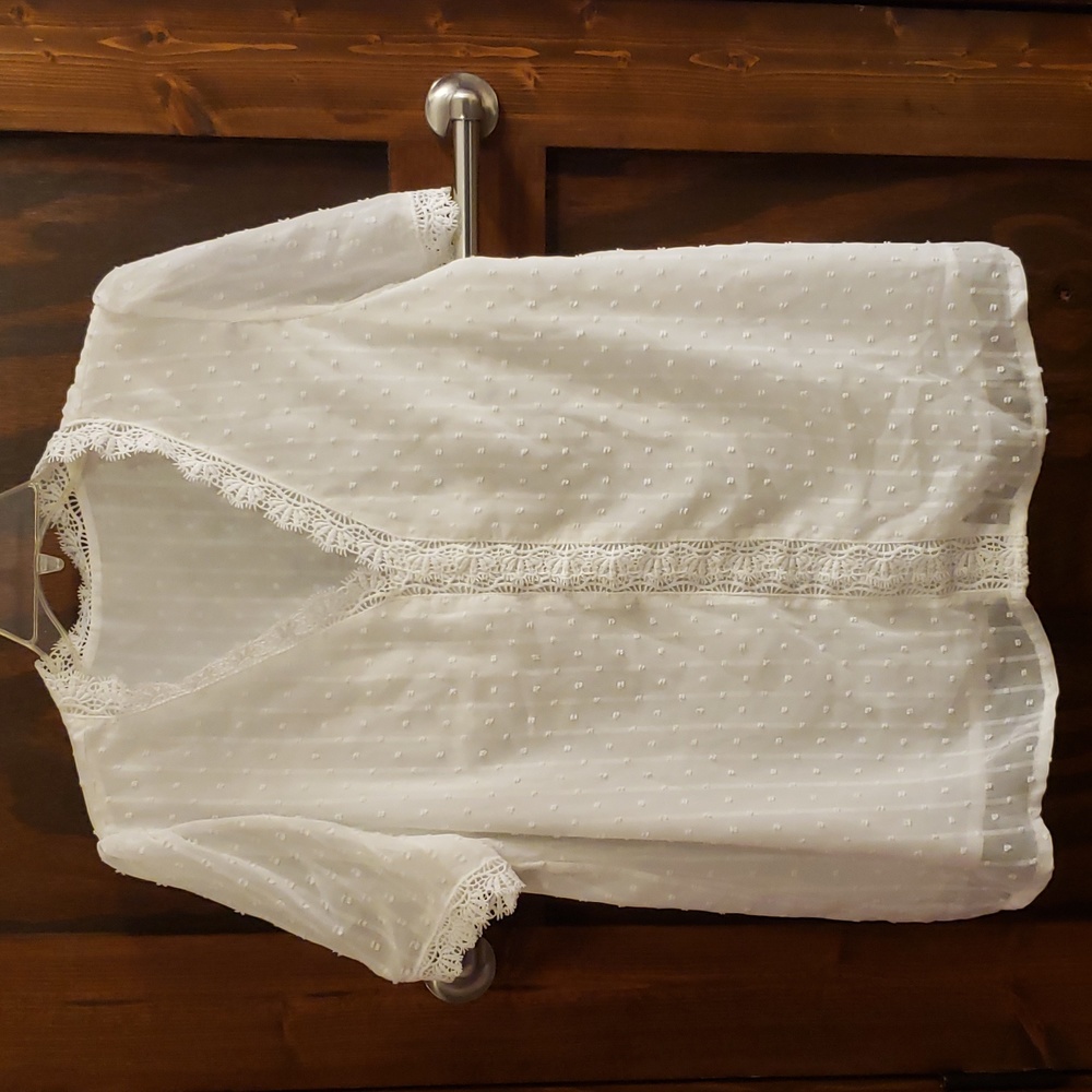 Lace V Neck tunic blouse